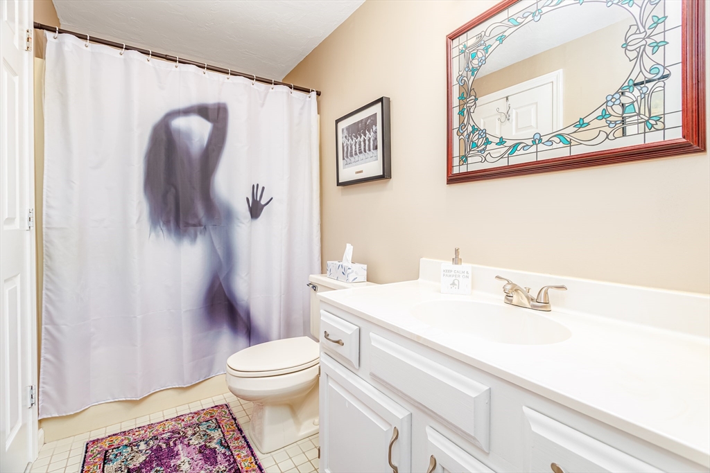 405 Ridgefield Circle, Unit C Clinton, MA 01510 - Photo 21 of 32 Gallery Image 21