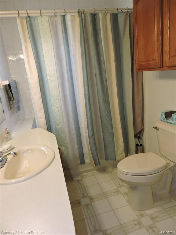 4270 North Irish Road Davison, MI 48423 - Photo 19 of 54