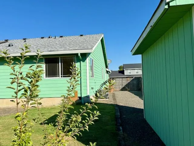 $439,000 | 810 Whitney Street, Stayton, OR 97383