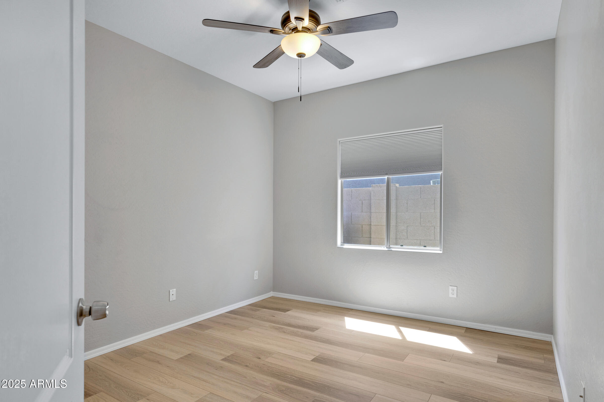 16188 West Hearn Road Surprise, AZ 85379 - Photo 16 of 27 16188 W Hearn Rd-17