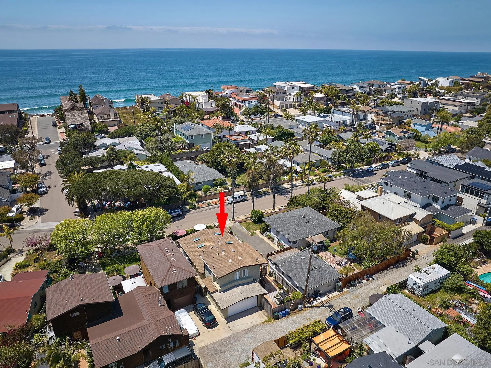 211 La Mesa Avenue Encinitas, CA 92024 - Photo 39 of 53 an aerial view of multiple house