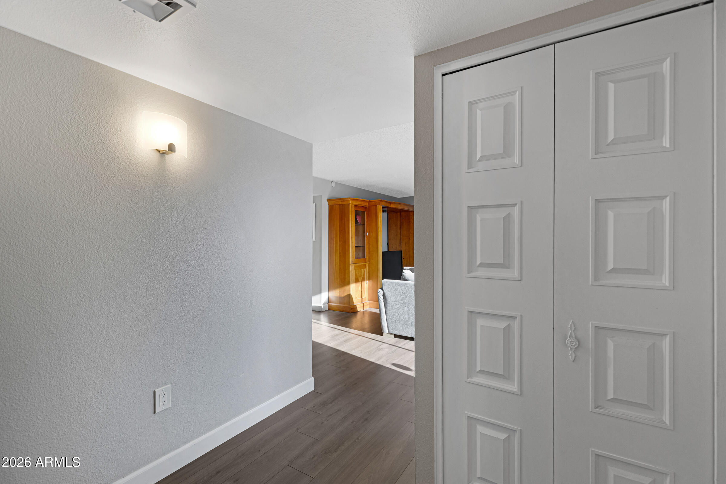 4423 South Newberry Road Tempe, AZ 85282 - Photo 5 of 50