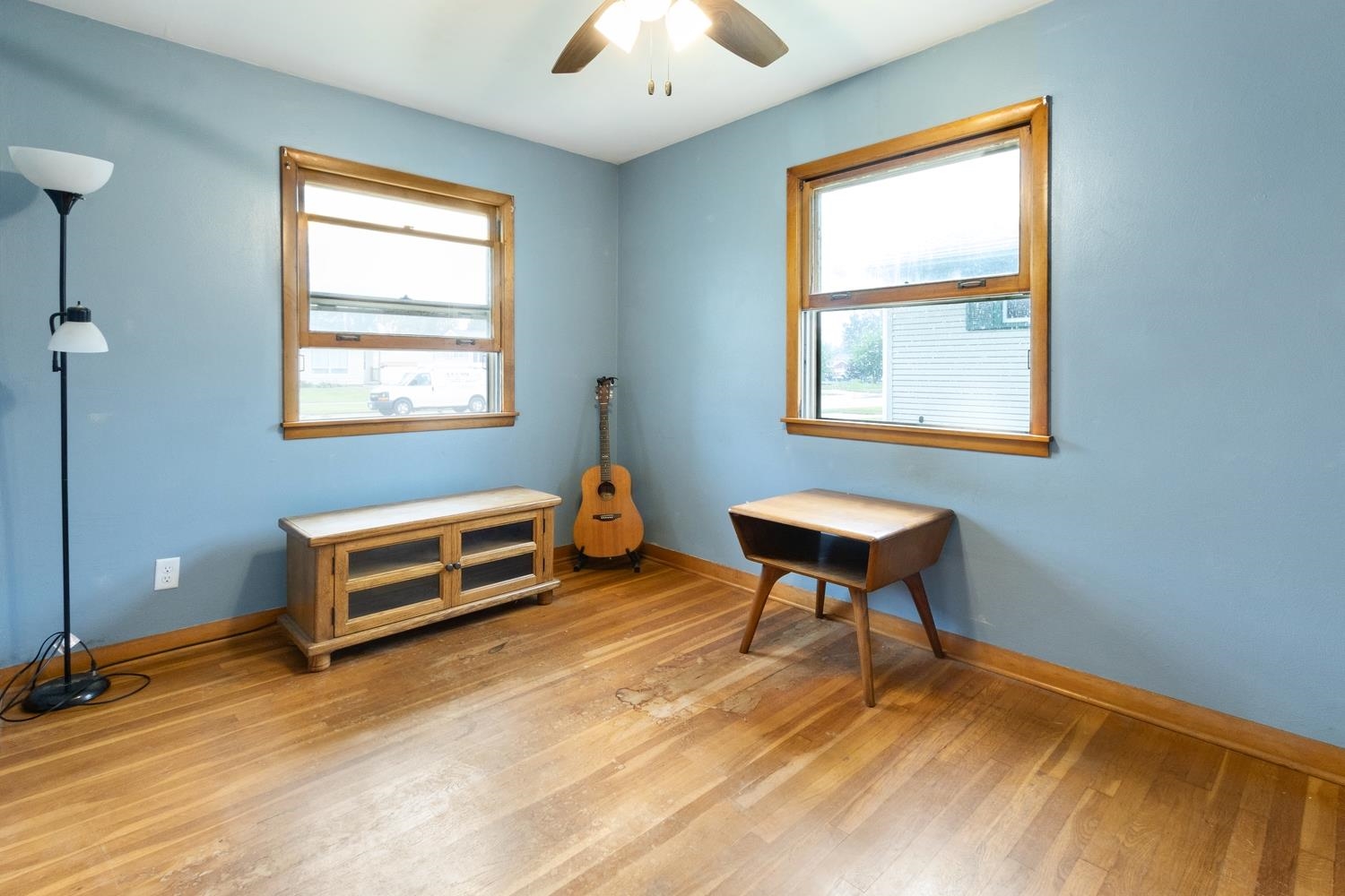 1202 East Le Fevre Road Sterling, IL 61081 - Photo 16 of 20 a reading room with furniture and a window