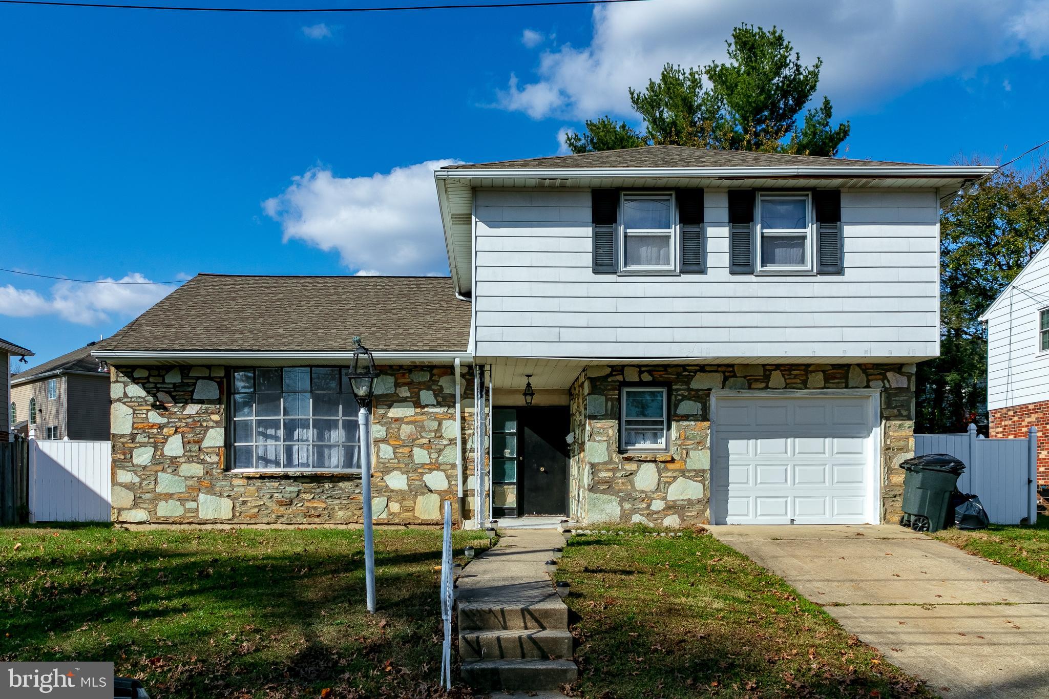 9674 Sandanne Road Philadelphia, PA 19115 - Photo 2 of 62