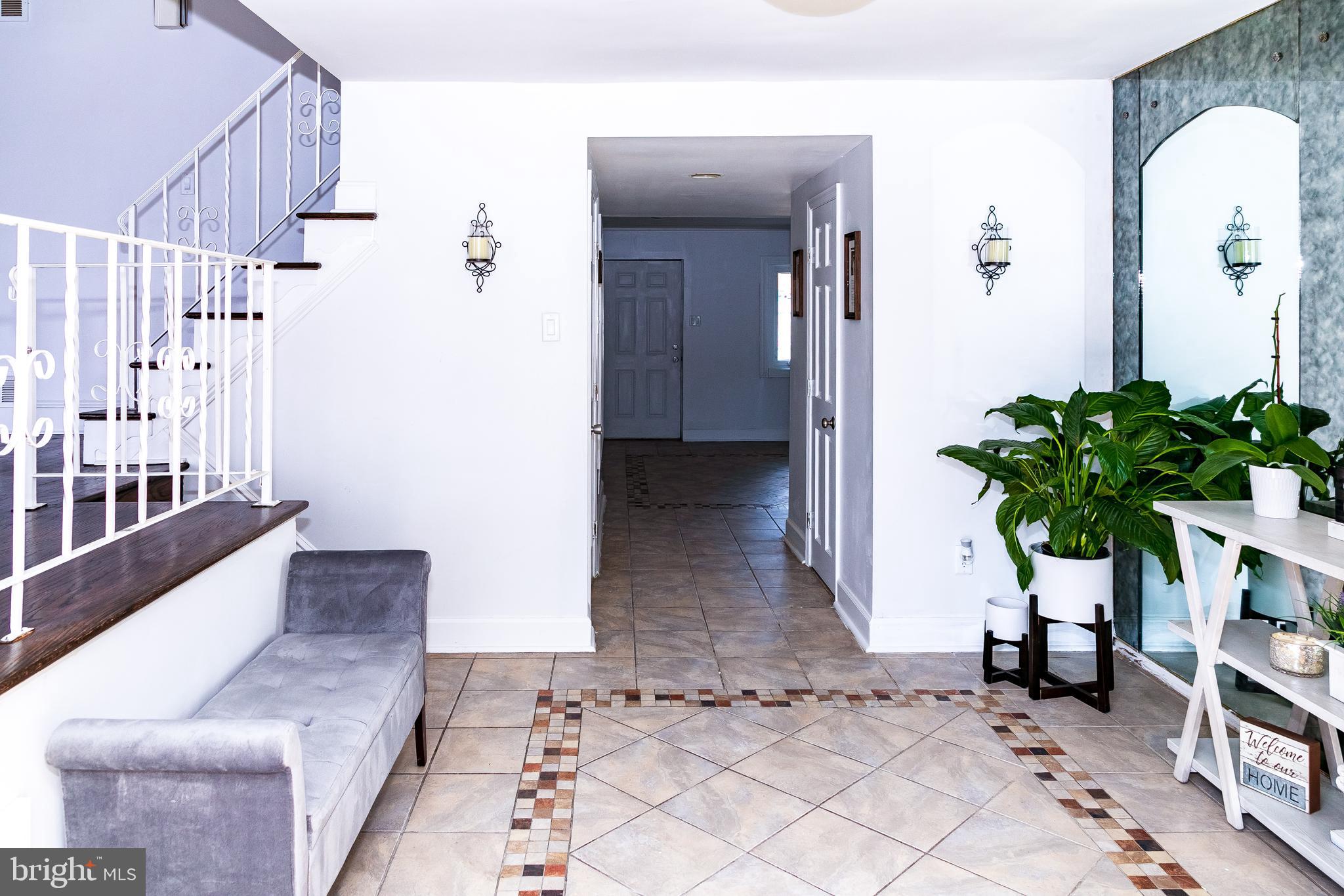 9674 Sandanne Road Philadelphia, PA 19115 - Photo 15 of 62