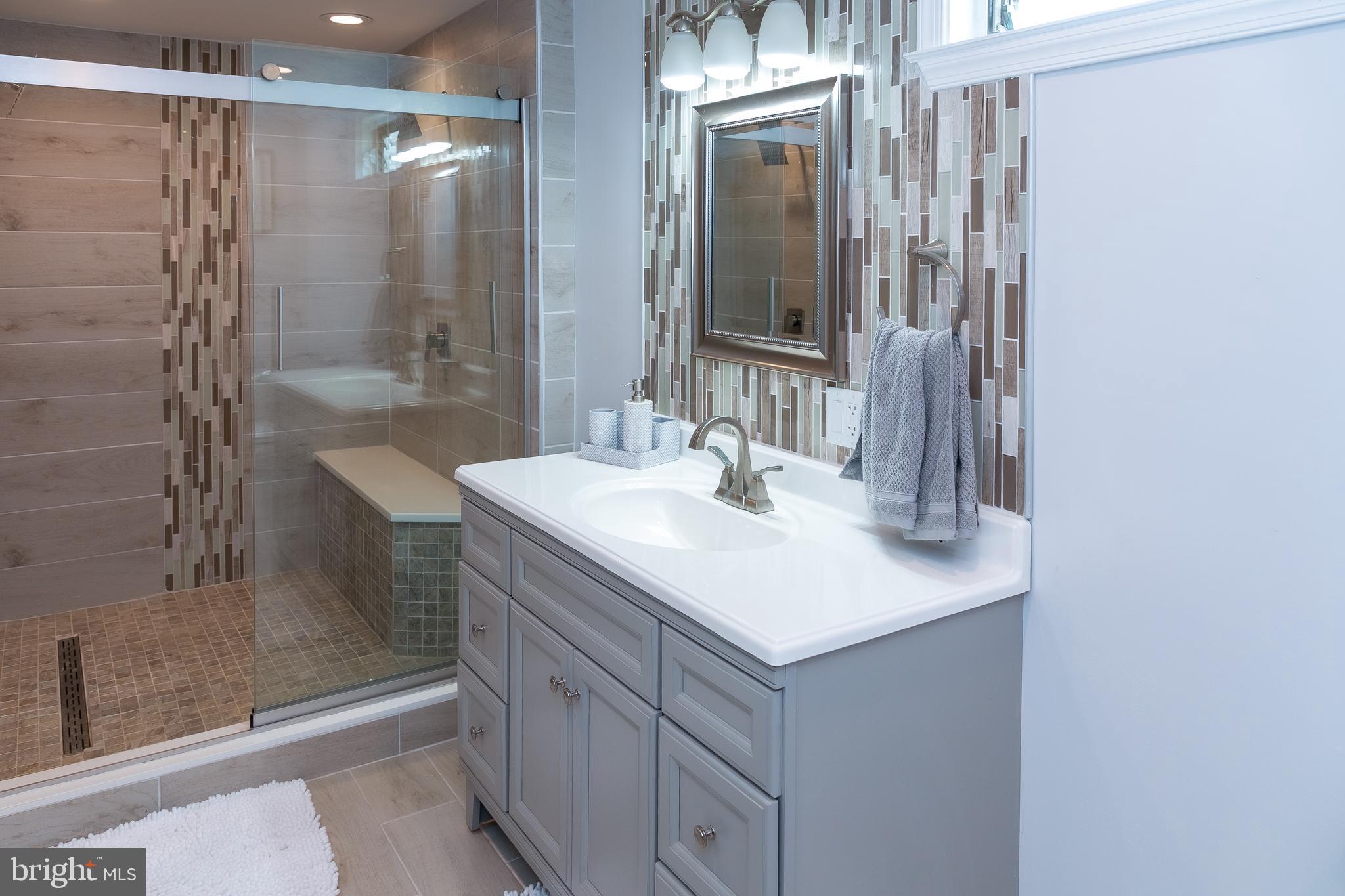 9674 Sandanne Road Philadelphia, PA 19115 - Photo 37 of 62
