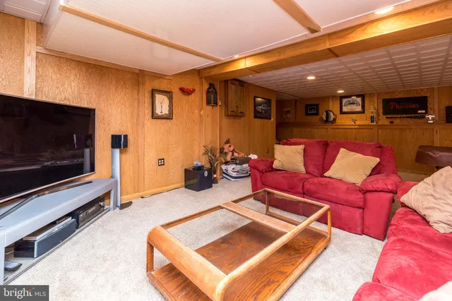 $899,000 | 141 Wentworth Drive, Lansdale, PA 19446