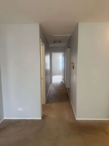 $2,400 | 287 Pembridge Lane, Unit B2, Schaumburg, IL 60193