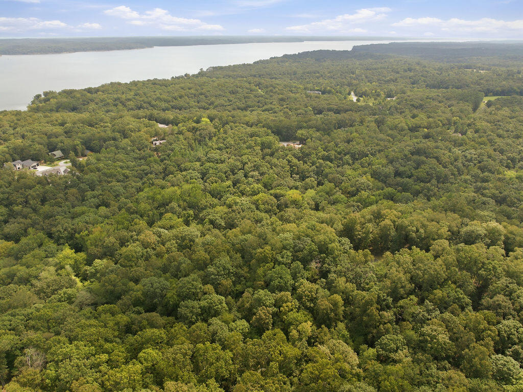 38-39 Hawkridge Road Murray, KY 42071 - Photo 10 of 13 DJI_20260910083601_0148_D