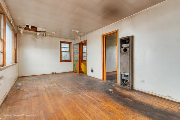 $125,000 | 2313 East 92nd Street, Chicago, IL 60617