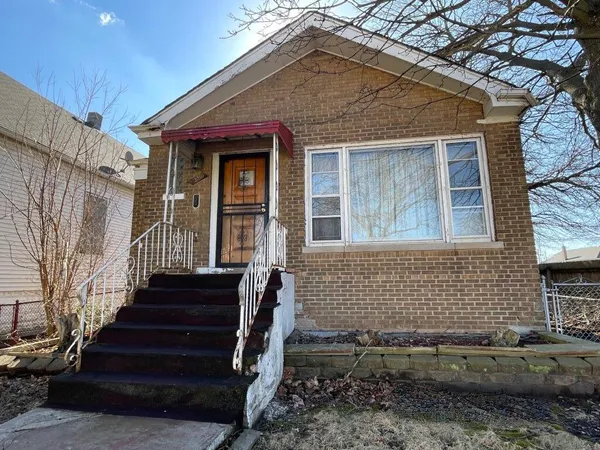 $125,000 | 2313 East 92nd Street, Chicago, IL 60617