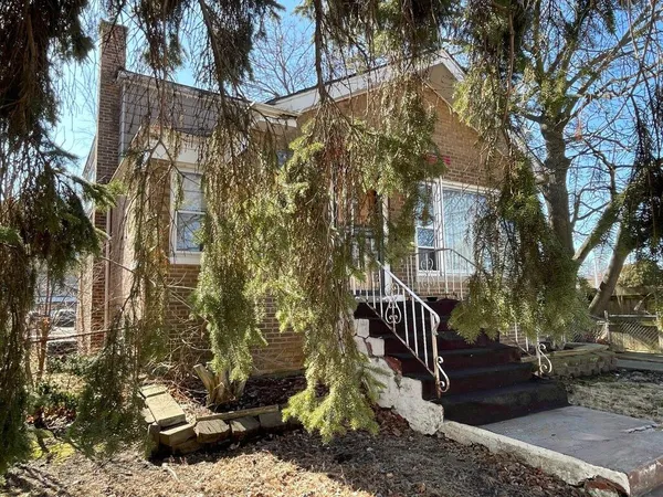 $125,000 | 2313 East 92nd Street, Chicago, IL 60617