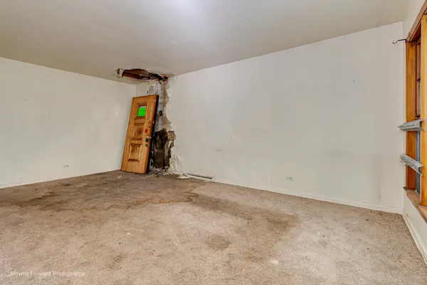 a view of a garage