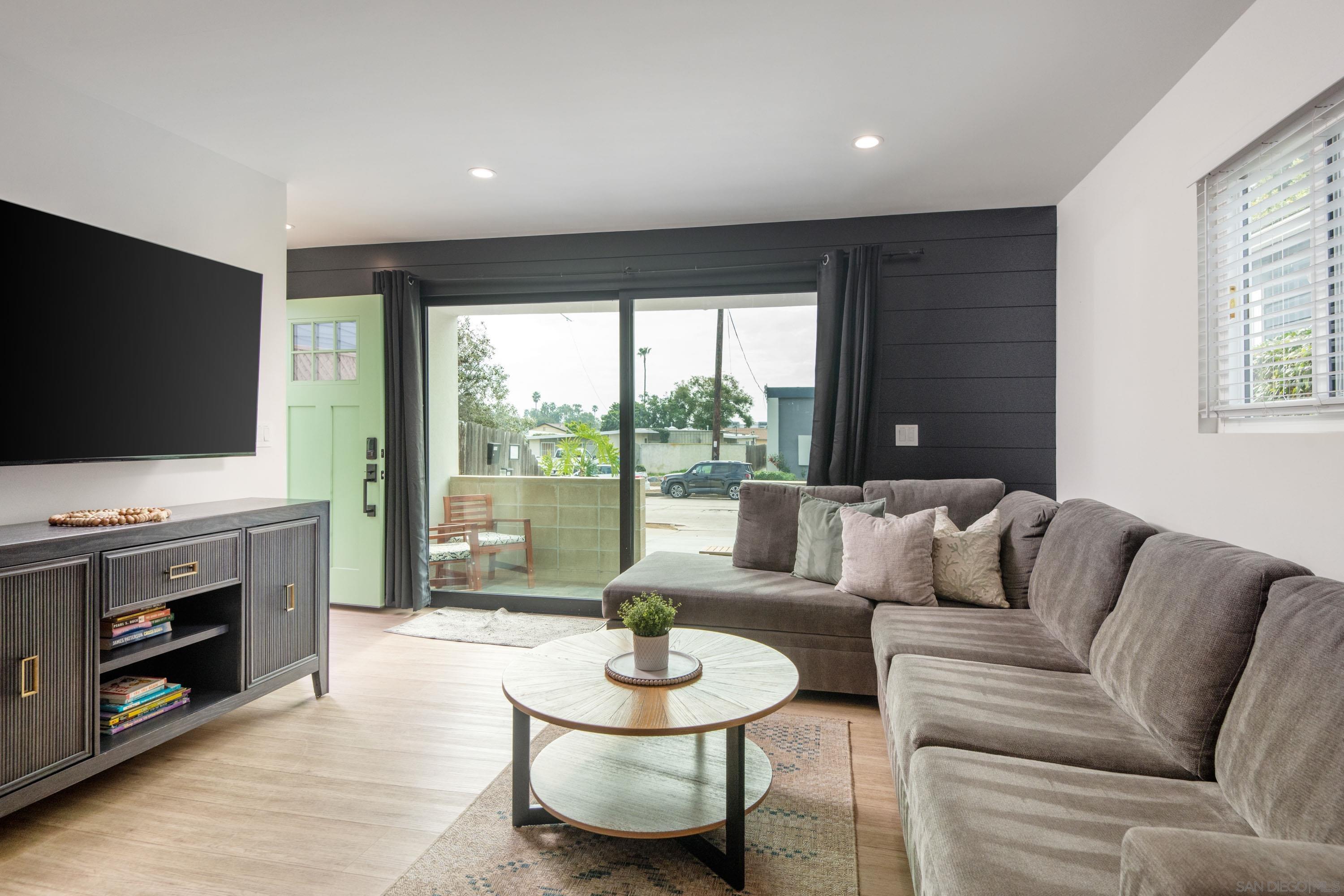 2138 Reed Avenue San Diego, CA 92109 - Photo 3 of 34