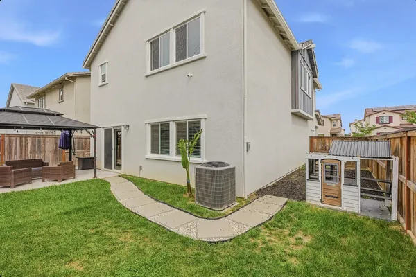 $549,000 | 724 Independence Avenue, Lincoln, CA 95648