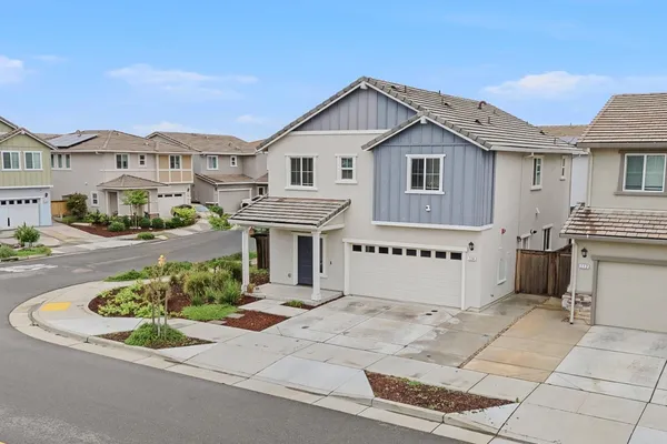 $549,000 | 724 Independence Avenue, Lincoln, CA 95648