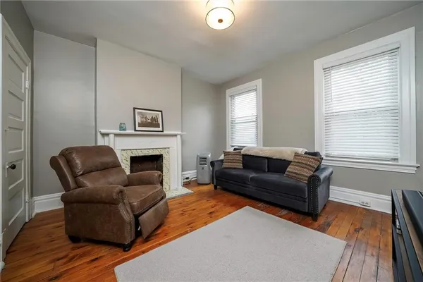 $1,900 | 108 Jefferson Street, Pittsburgh, PA 15212