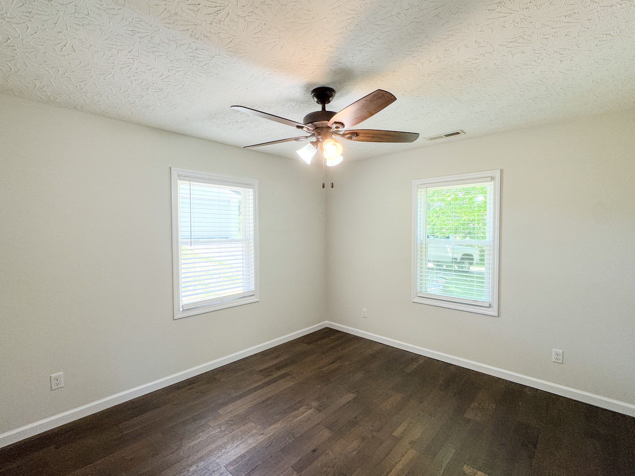 228 Howell Road Westmoreland, TN 37186 - Photo 16 of 33 Gallery Image 16