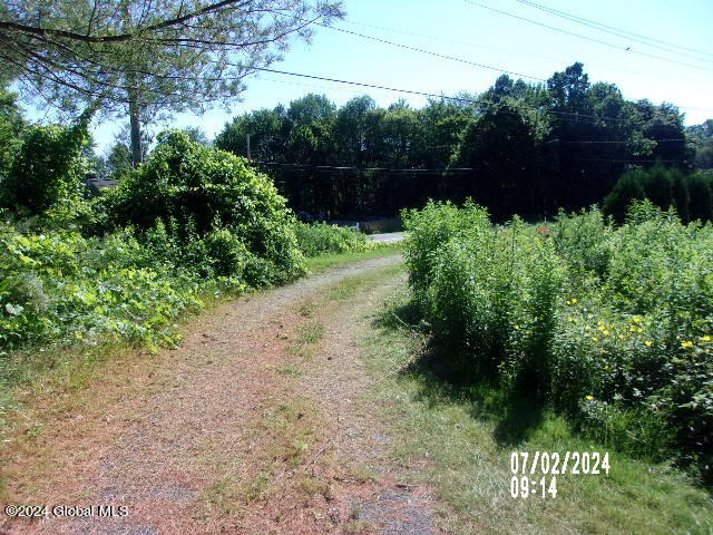 102 Heagle Road Johnstown, NY 12095 - Photo 2 of 87 101_6929