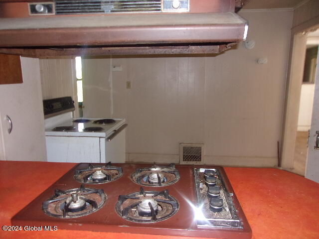 102 Heagle Road Johnstown, NY 12095 - Photo 28 of 87 101_6956