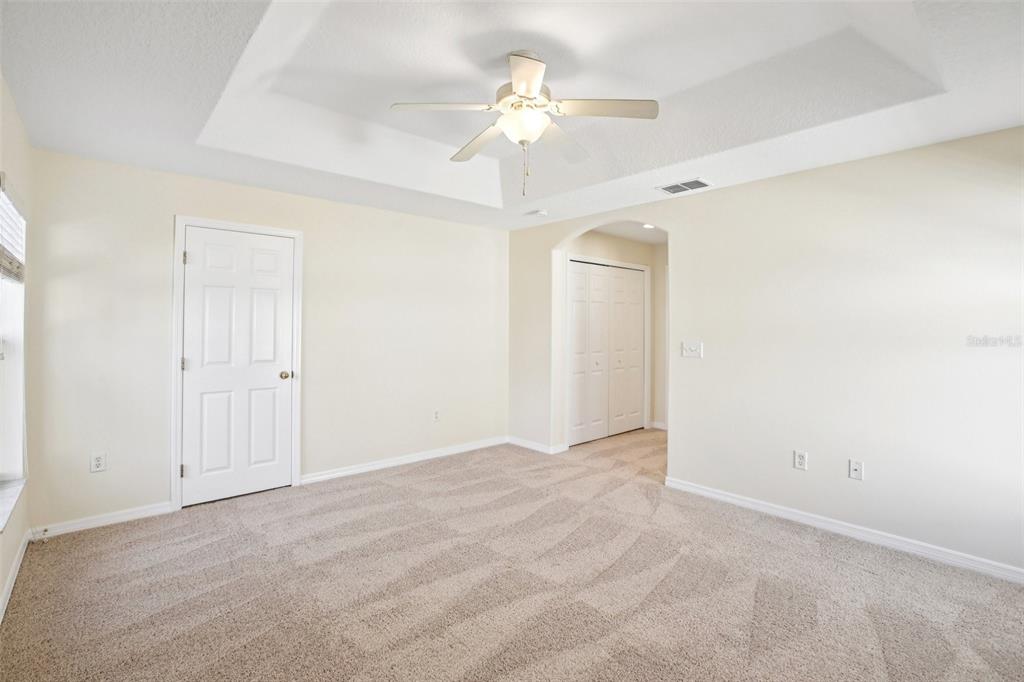 2719 West Union Street Tampa, FL 33607 - Photo 17 of 27 a view of an empty room