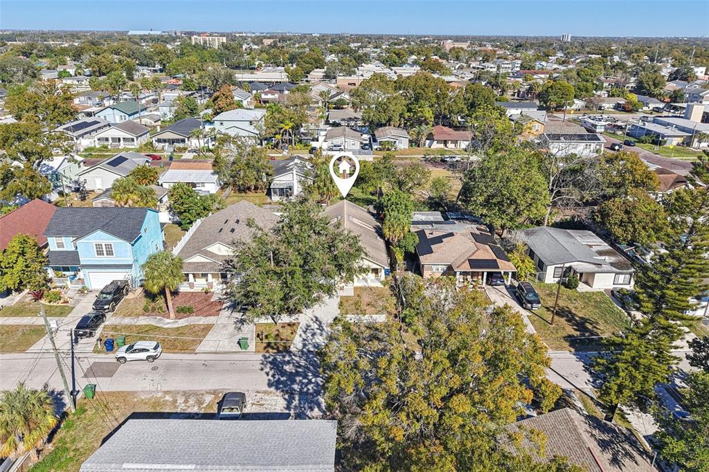 2719 West Union Street Tampa, FL 33607 - Photo 26 of 27 an aerial view of residential houses with city view