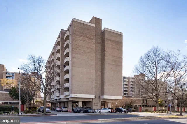 $3,100 | 429 N Street Southwest, Unit 705, Washington, DC 20024