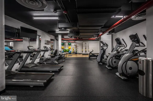 $3,100 | 429 N Street Southwest, Unit 705, Washington, DC 20024