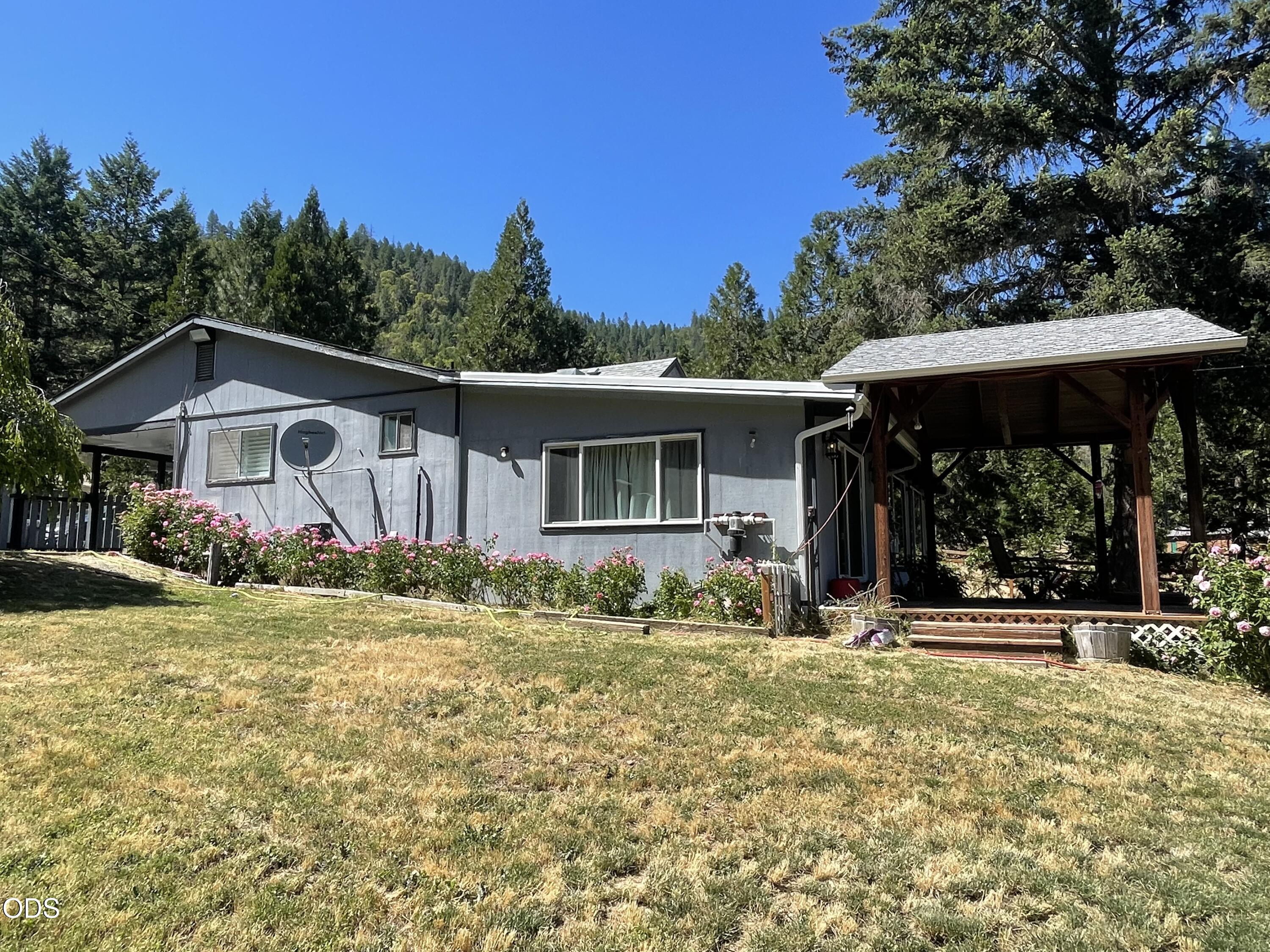 2640 Birdseye Creek Road Gold Hill, OR 97525 - Photo 3 of 49