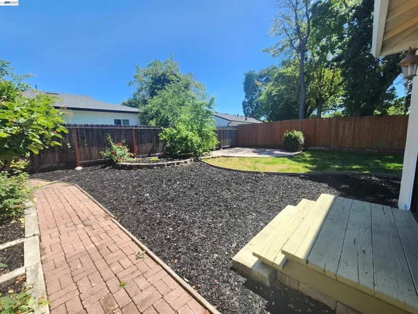 $999,000 | 43 Alan Drive, Pleasant Hill, CA 94523