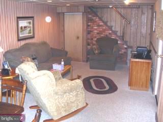 1036 Robin Road Reading, PA 19610 - Photo 6 of 6 Gallery Image 6