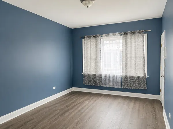 $1,500 | 2114 West 51st Street, Unit 1, Chicago, IL 60609