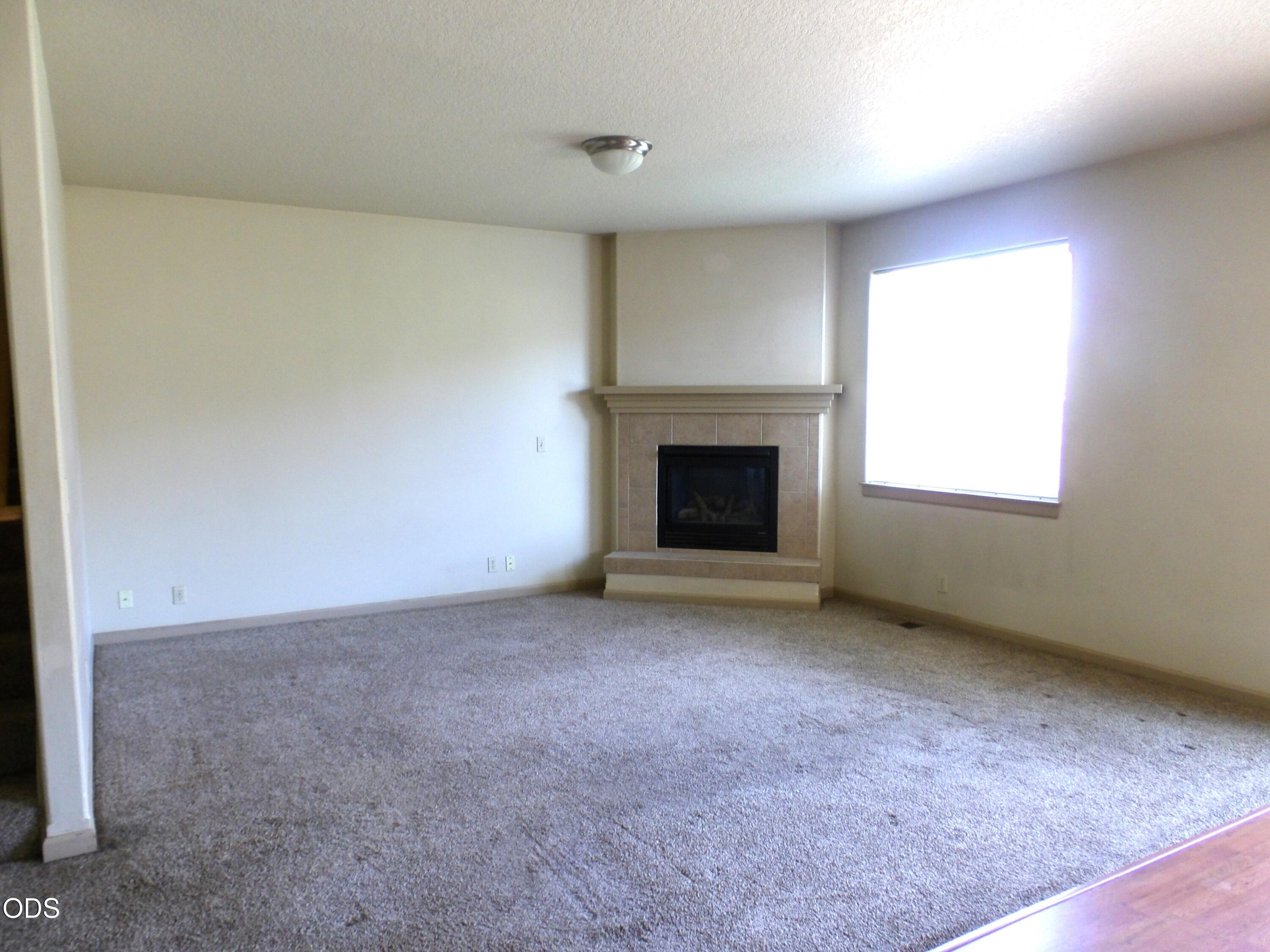 2885 Southwest Juniper Avenue Redmond, OR 97756 - Photo 6 of 16