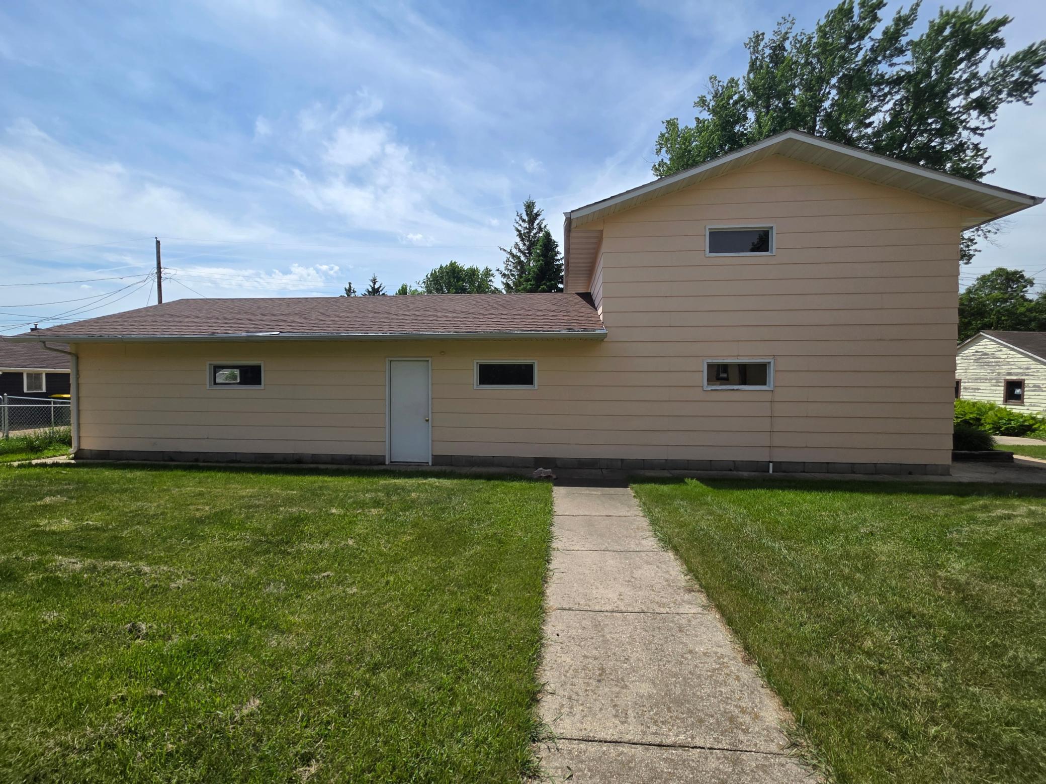412 Main Street West Pipestone, MN 56164 - Photo 42 of 61