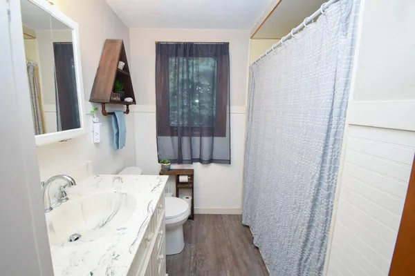 $189,900 | 1409 Lakeland Drive Northeast, Willmar, MN 56201