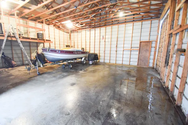 $189,900 | 1409 Lakeland Drive Northeast, Willmar, MN 56201