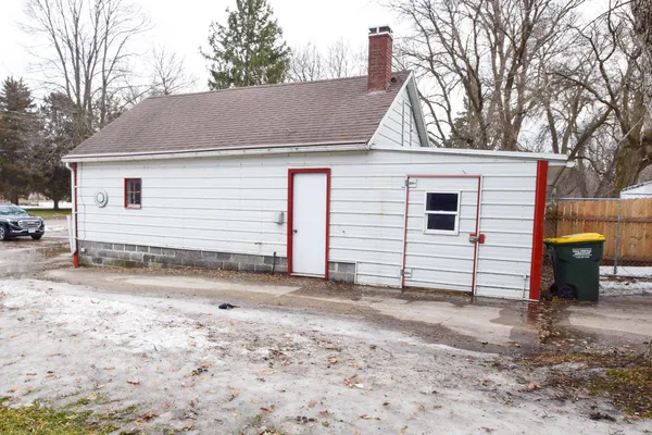 $189,900 | 1409 Lakeland Drive Northeast, Willmar, MN 56201