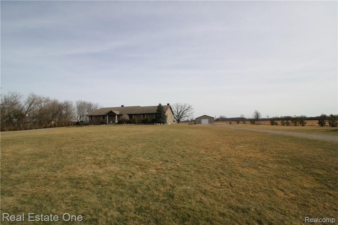 291 Stoddard Road Columbus, MI 48063 - Photo 37 of 38 IMG_2842.JPG