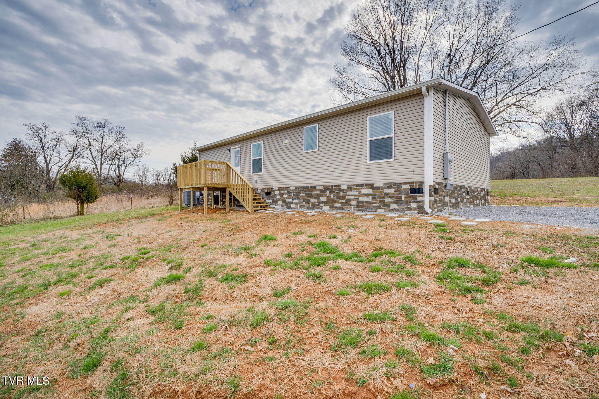 192 Meadow View Road Rogersville, TN 37857 - Photo 23 of 31 023
