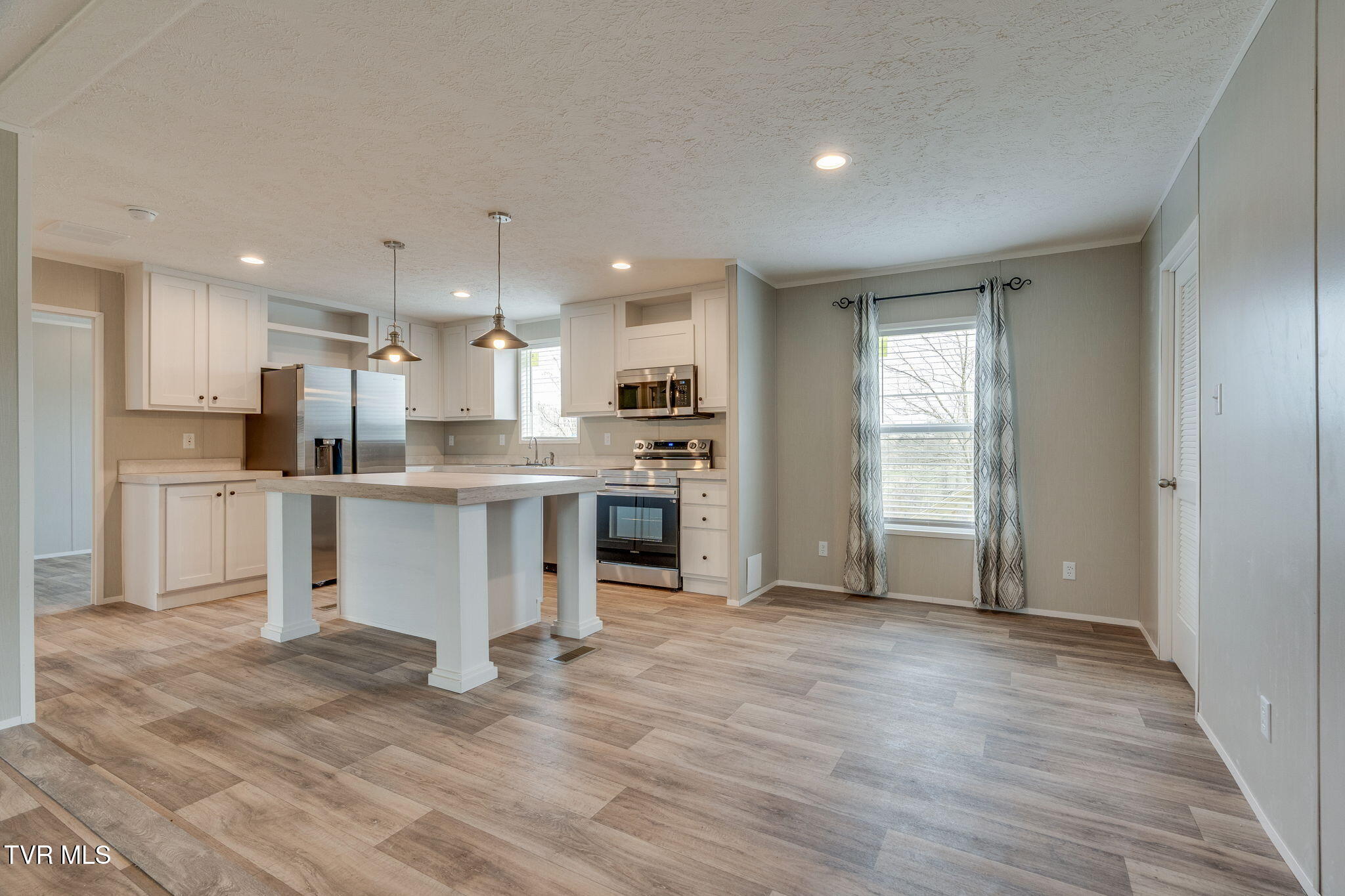 192 Meadow View Road Rogersville, TN 37857 - Photo 7 of 31 007