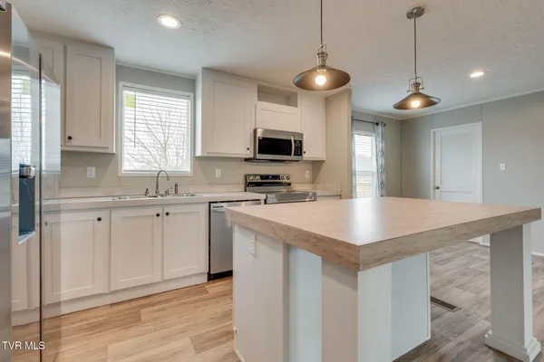 $279,000 | 192 Meadow View Road, Rogersville, TN 37857