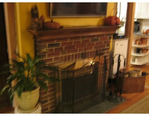 139 Barnard Road Worcester, MA 01605 - Photo 5 of 36 Gallery Image 5