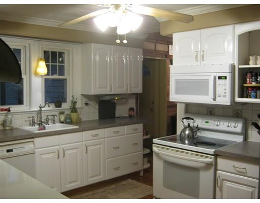 139 Barnard Road Worcester, MA 01605 - Photo 9 of 36 Gallery Image 9