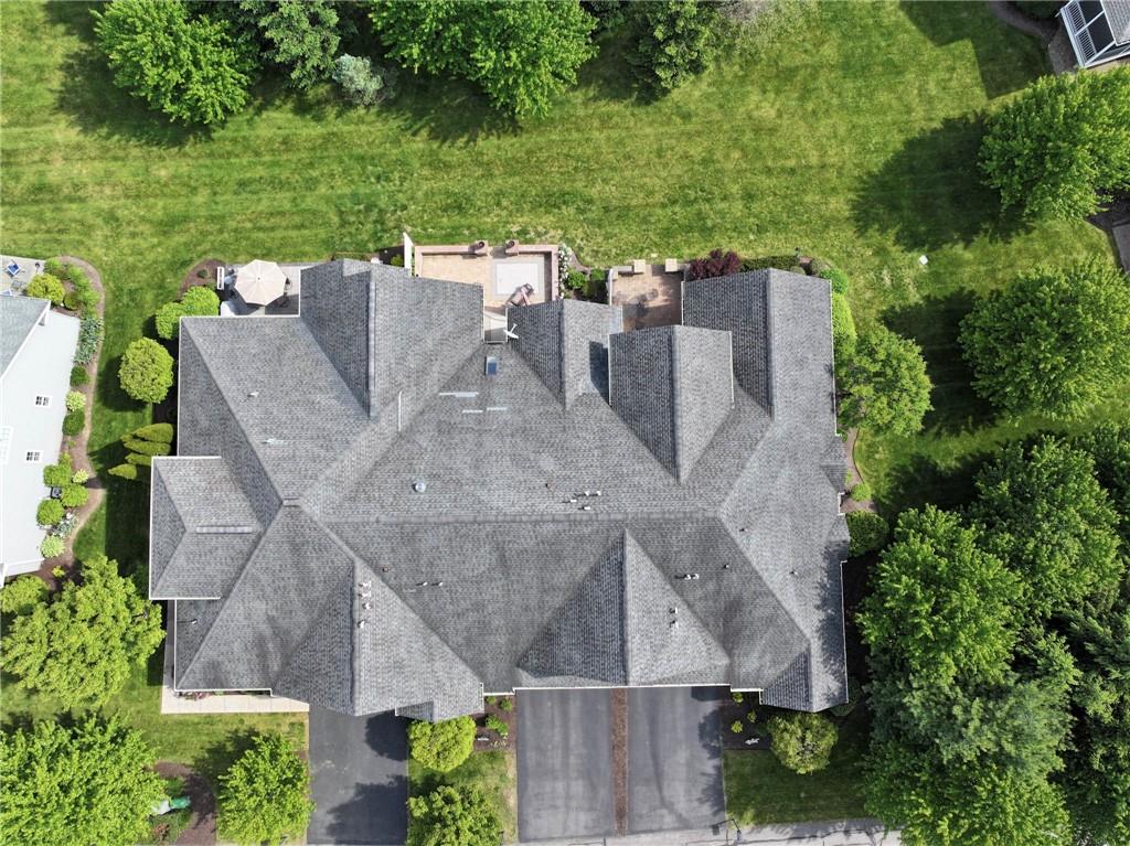 408 Independence Lane Freedom, PA 15042 - Photo 23 of 26 an aerial view of a house with a yard and a fountain