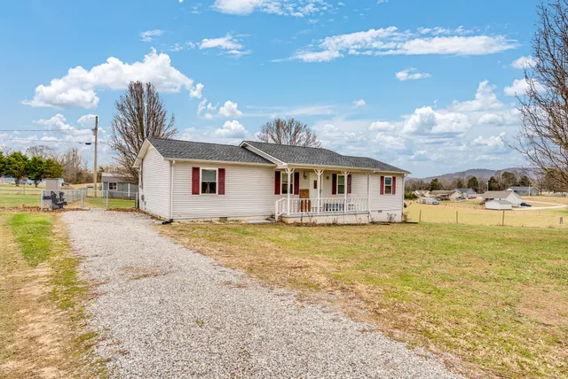 $249,000 | 568 Brock Lane, Sparta, TN 38583