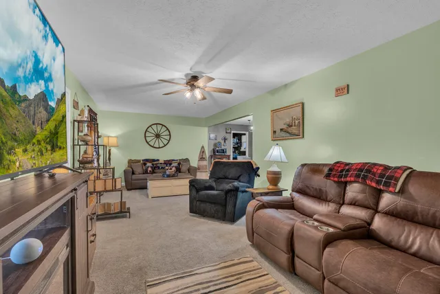 $249,000 | 568 Brock Lane, Sparta, TN 38583