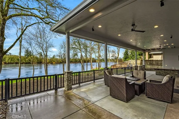 $1,299,000 | 3925 Rivercrest Drive North, Salem, OR 97303