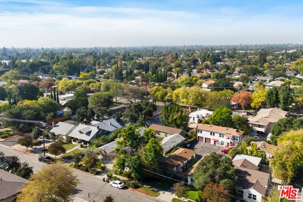 an aerial view of multiple house