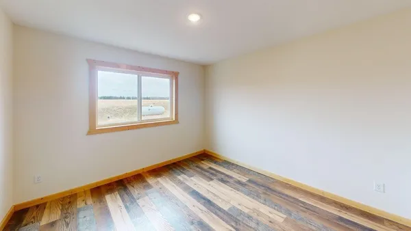 $499,900 | 1950 228th Lane West, Mora, MN 55051