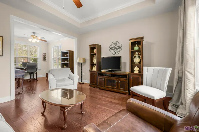 $305,000 | 7111 Village Maison Court, Unit 23, Baton Rouge, LA 70809